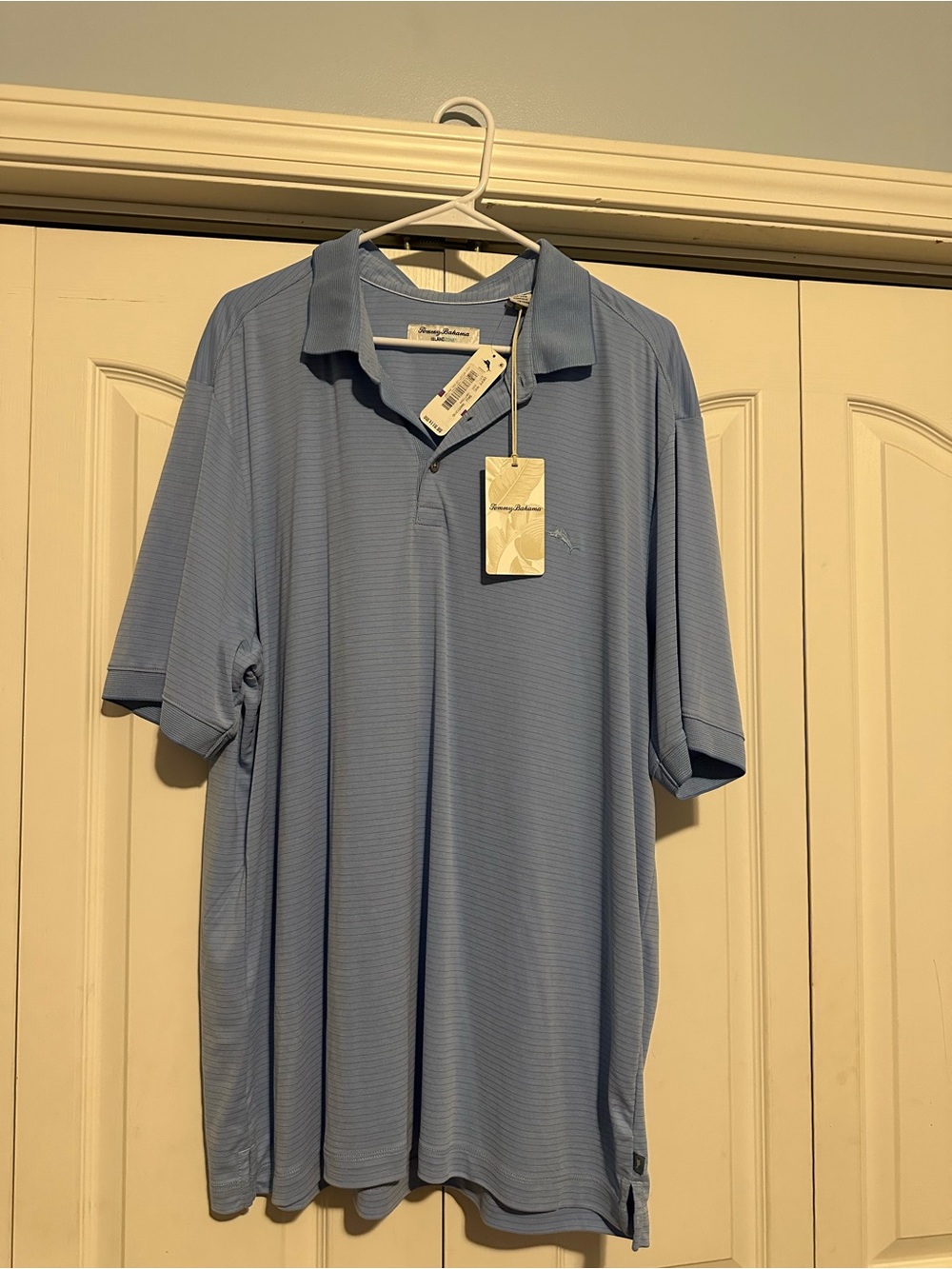 Tommy Bahama Men's Pale Blue Textured Polo - Picture 1 of 3